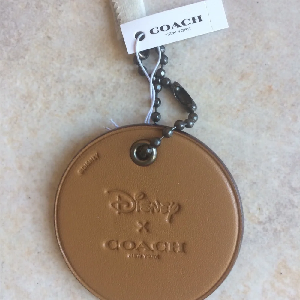 Coach Disney Miss Minnie Hangtag - Picture 2 of 3